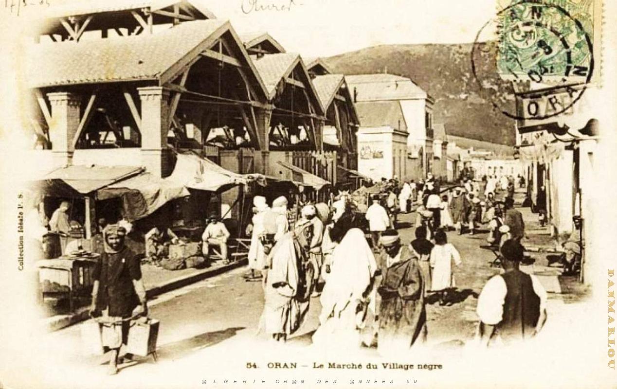 CA a- 030- Village negre.jpg